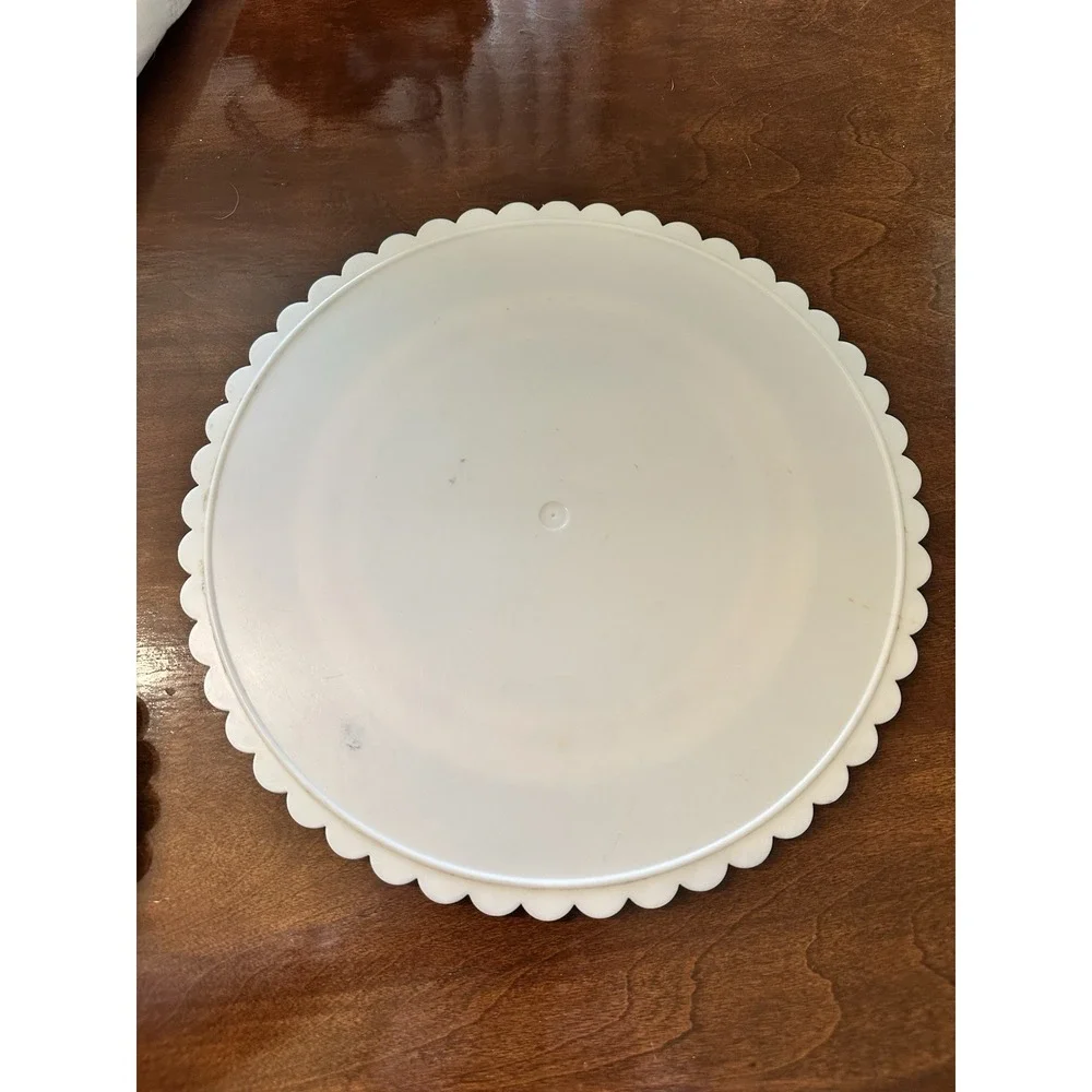 Wilton Trim-N-Turn Cake Decorating Turntable‎ 12